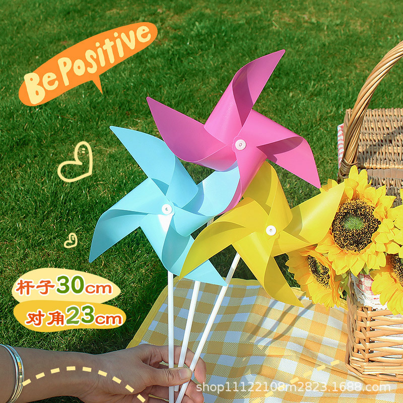 Small windmills, children's handheld outdoor photo props, DIY toys for kindergartens, popular picnic decoration, scene arrangement details Picture