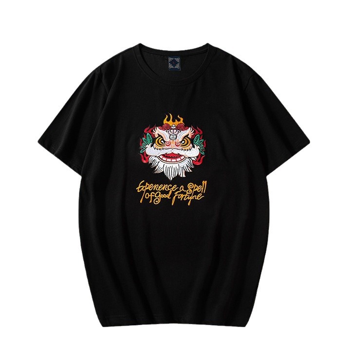 Chinese trend short-sleeved men's cotton T-shirt with lion dance embroidery 2024 new summer Chinese trend, large-sized round-neck loose couple outfits Item Picture