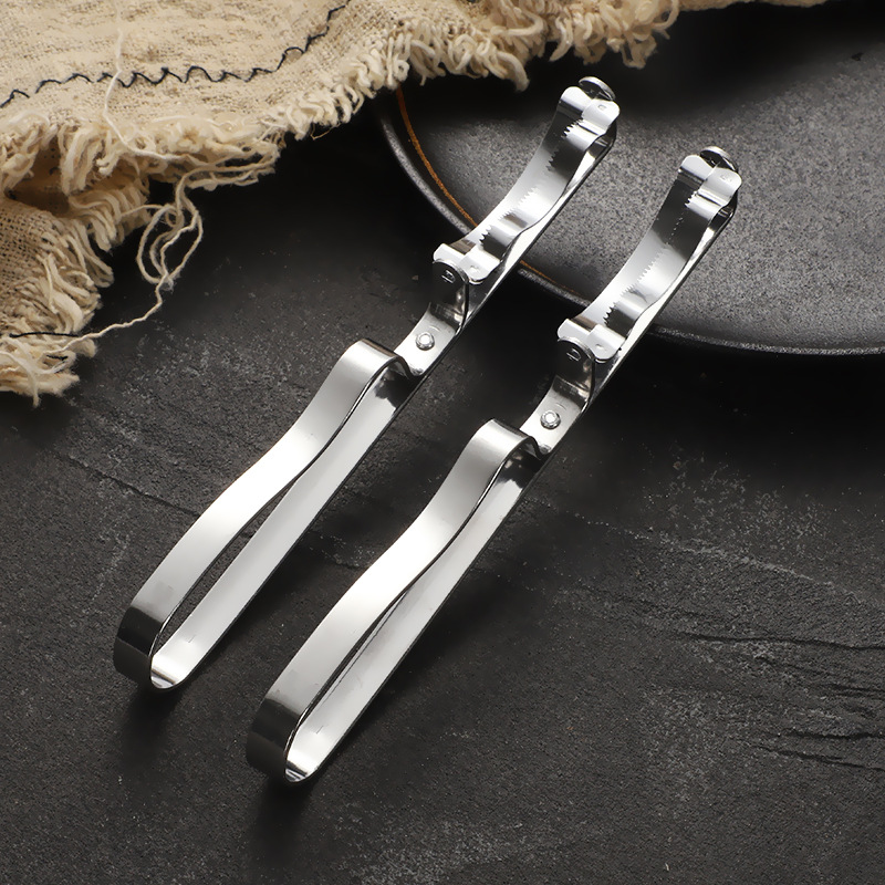 Wholesale of 304 stainless steel household corn grater, multi-functional kitchen grater, and small tools for peeling corn