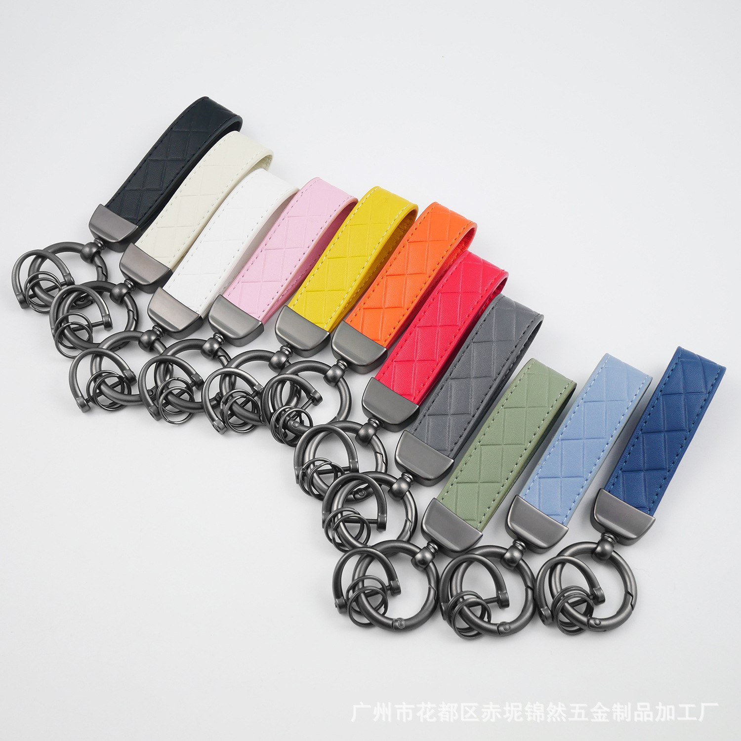 钥匙扣/骆驼钥匙扣/木质钥匙扣/钥匙扣配件/钥匙扣女2024可爱产品图