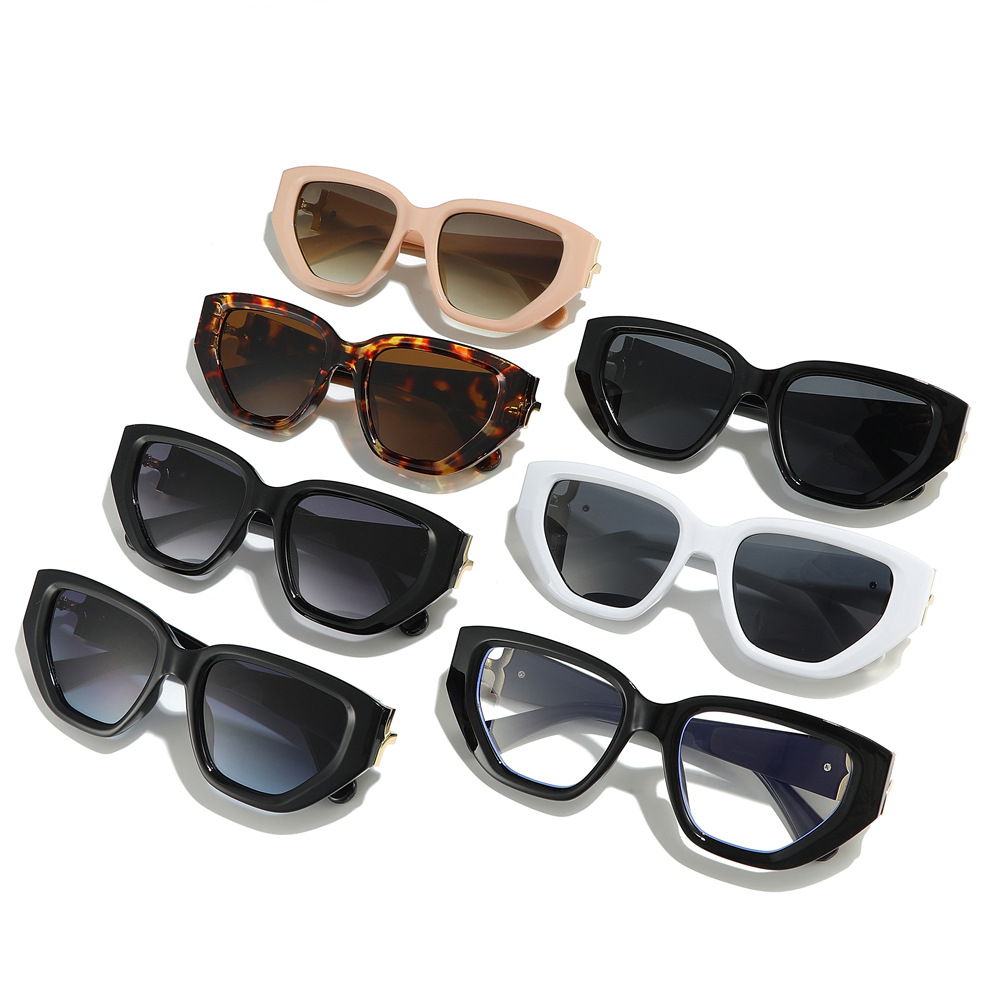 New anti-ultraviolet cycling metal accessories with a high-end feel, cross-border European and American new trendy and versatile sunglasses for both men and women Application Scenario