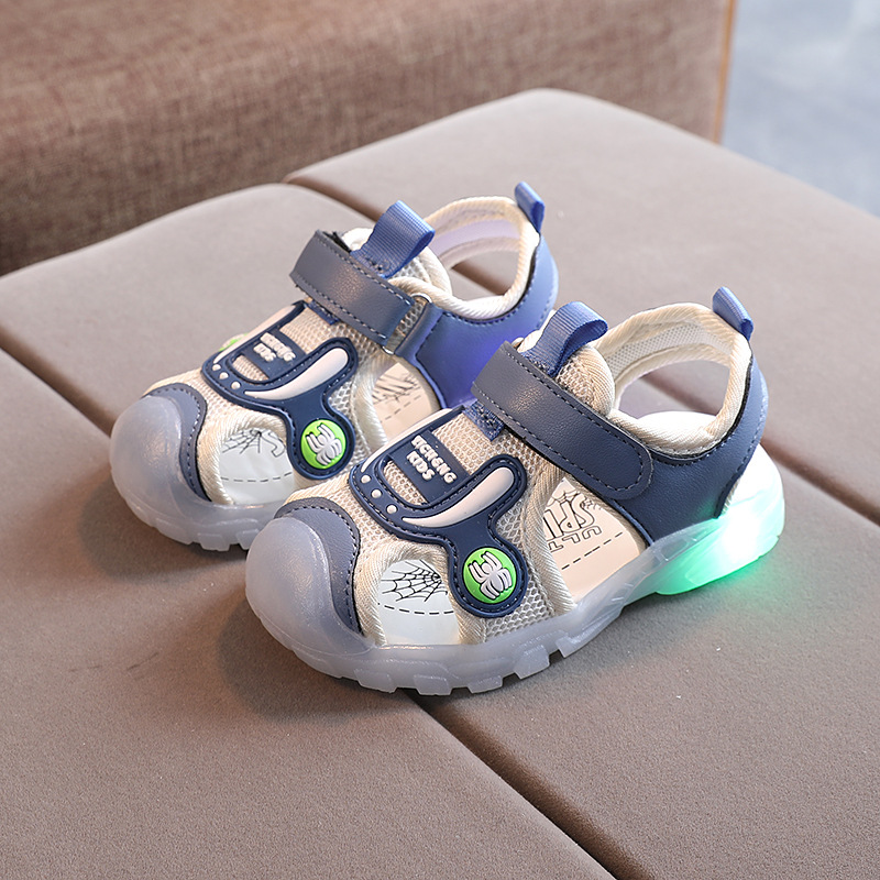 في ربيع وصصيف عام 2021 من الصندل الرياضي من أجل الأطفال Specification image