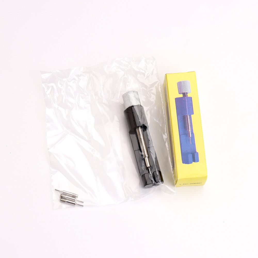 Wholesale Watch Repair Tools Watch Strip Remover Remove Watch Chain Adjustment Replace And Remove Watch Band Adjuster Metal Watch Adjuster Application Scenario
