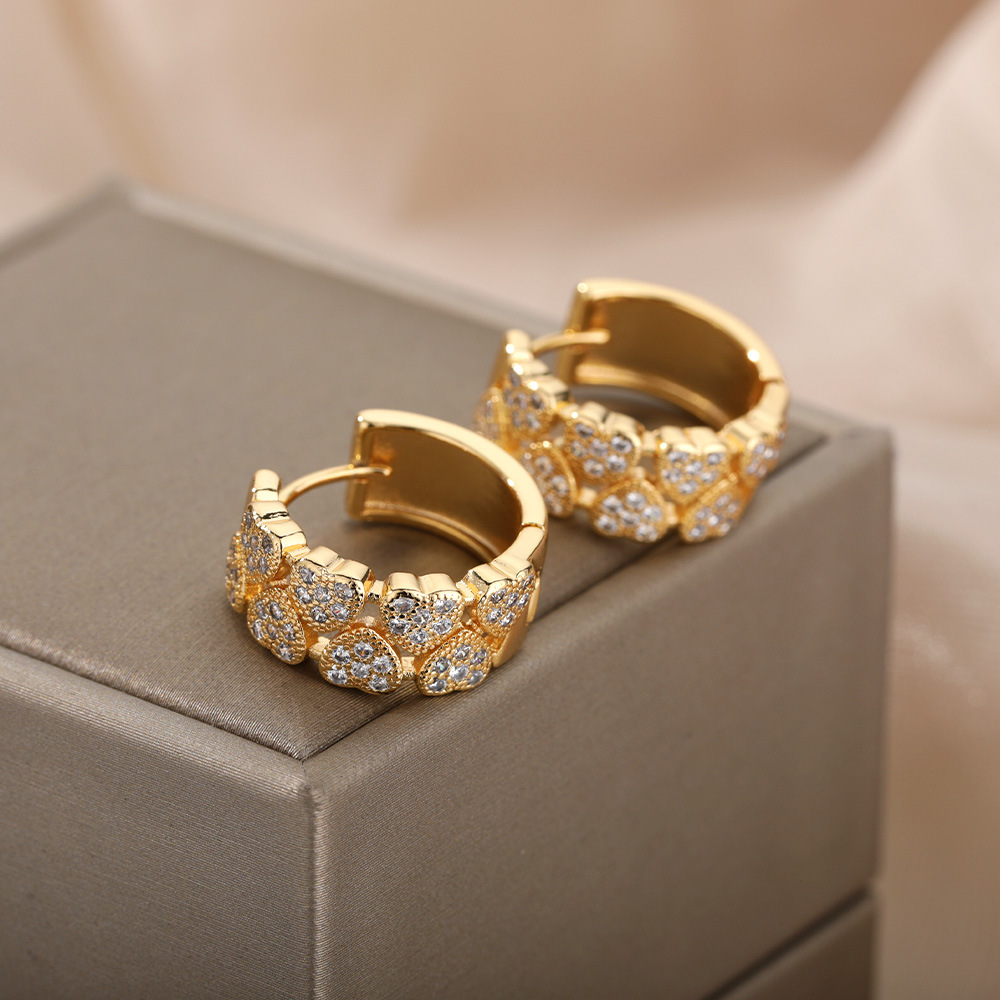 Vintage new arrival micro incrustado zirconia cobre 18k chapado en oro hebillas de oído temperamento corazón pendientes para mujeres corazón anillo de oído generación de cabello details Picture