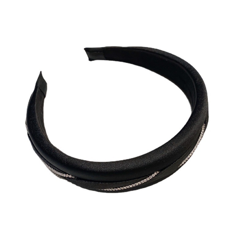 High Cranial Top Hair Bundle Headband Female Korean Simple Temperament Rhindiamonds Sponge Wide Edge Headband Pressure Clip Hair Clip Accessories Item Picture