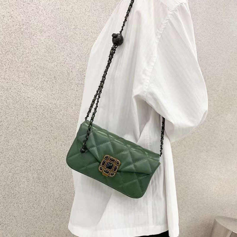 E-Commerce Direct Wang Fried Sales Of High-Quality First Layer Calfskin High Appearance Level Chain Female Bag Visible Quality Application Scenario