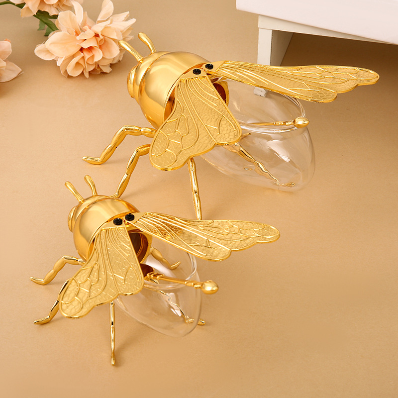 High-Grade Large Bee Sugar Jar Household Kitchen Seasoning Jar With Spoon Moisture-Proof Storage Jar Small Sealed Jar With Lid details Picture