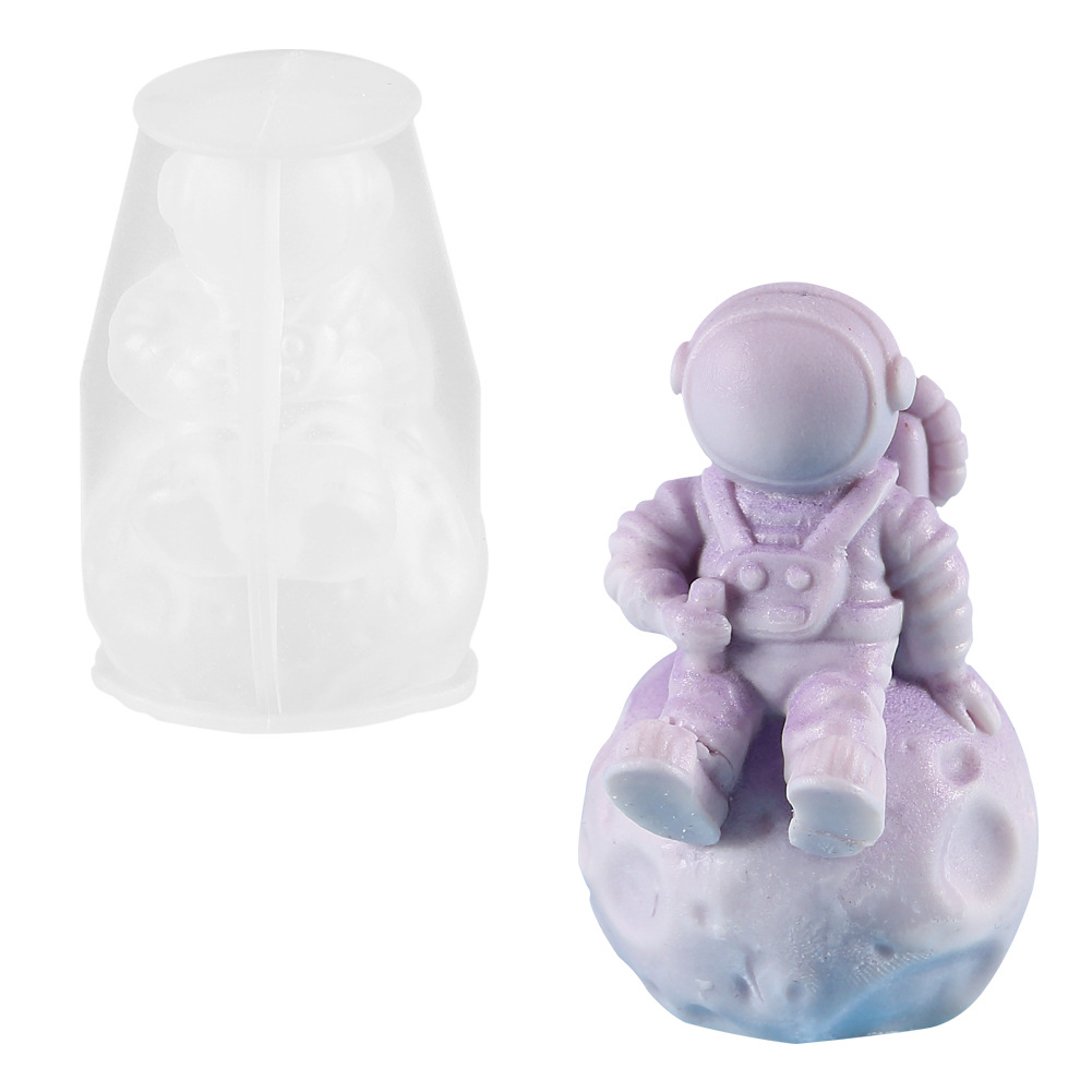 diy astronaut scented candle silicone mold, moon astronaut desktop stand decoration figurine epoxy resin mold Item Picture