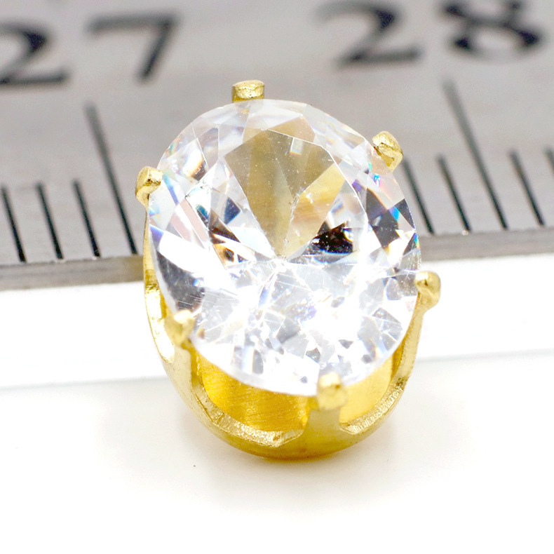 Wholesale of new denier zircon single claws from the manufacturer · Handcrafted claws set with copper, diamonds and gemstones · Accessories for shoes, bags and clothing
