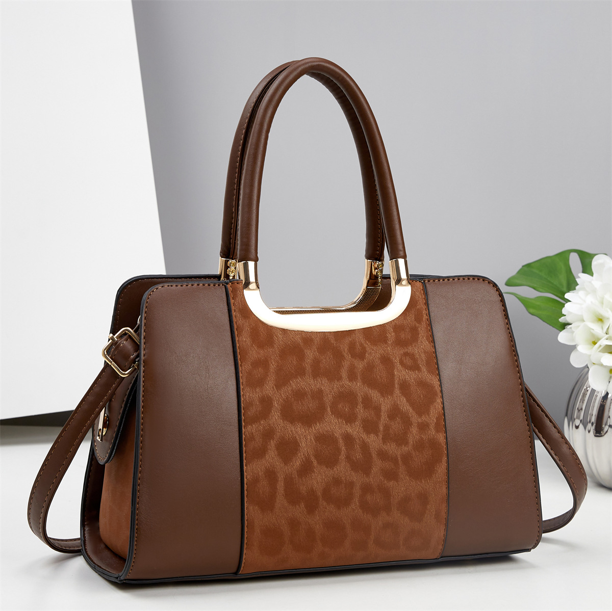 Popular leopardo patchwork bolsos de mujer bolsos de gran capacidad nuevos bolsos de un solo hombro tendencia moda versátil de un solo hombro crossbody