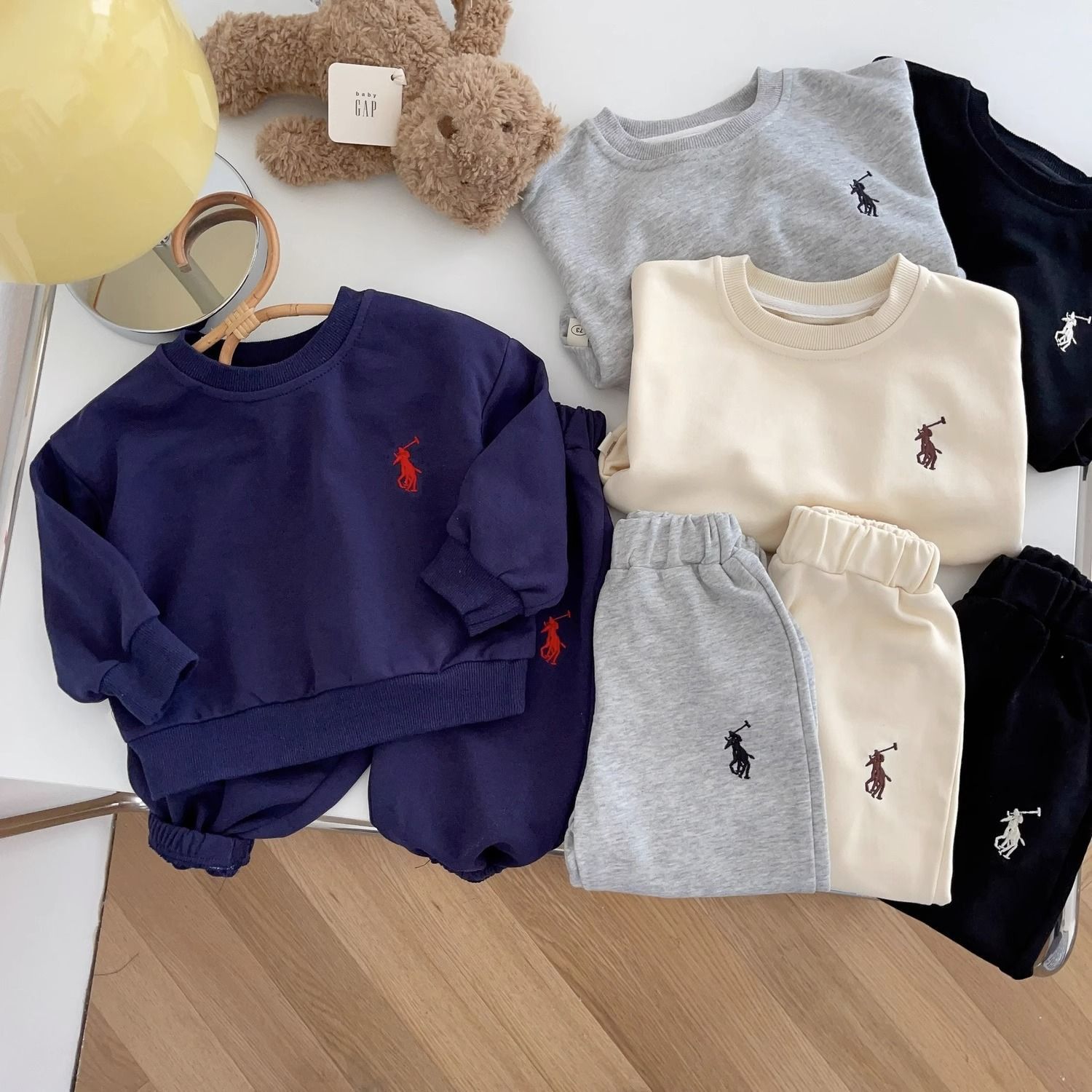 Spring Korean version long-sleeved sporty round-neck hoodie set for boys 2024 New style cool and trendy children's two-piece set Specification image