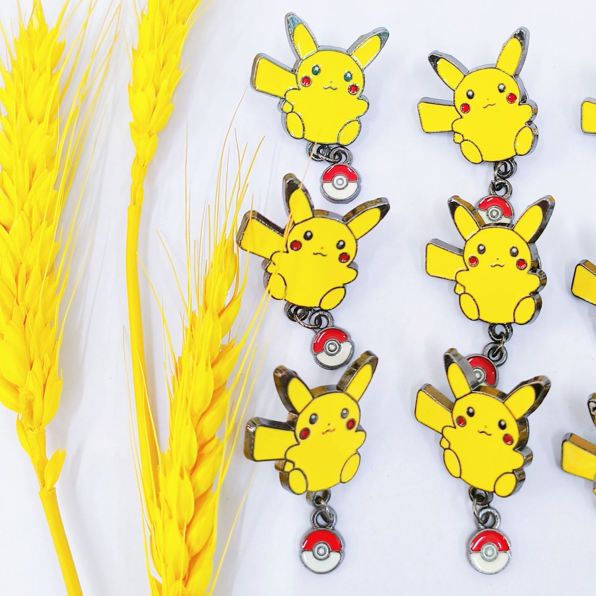 Alloy Japanese Anime Cartoon Pikachu Brooch Cute Cartoon Metal Badge Pokemon Pin Collar Specification drawing