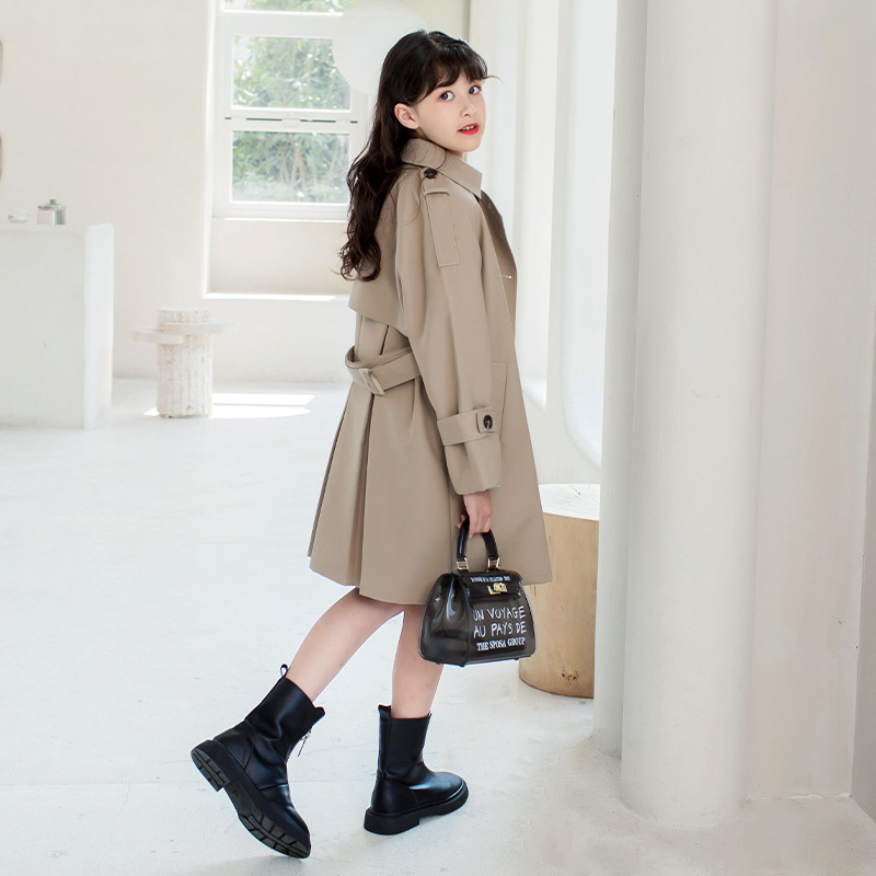 High-end girls' windbreaker 2022 new autumn collection, stylish spring and autumn coat for children, long British-style coat for children details Picture
