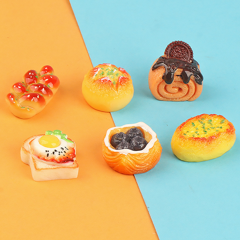 Simulation food play cake and bread miniature model resin accessories diy ornaments cream glue beauty materials details Picture