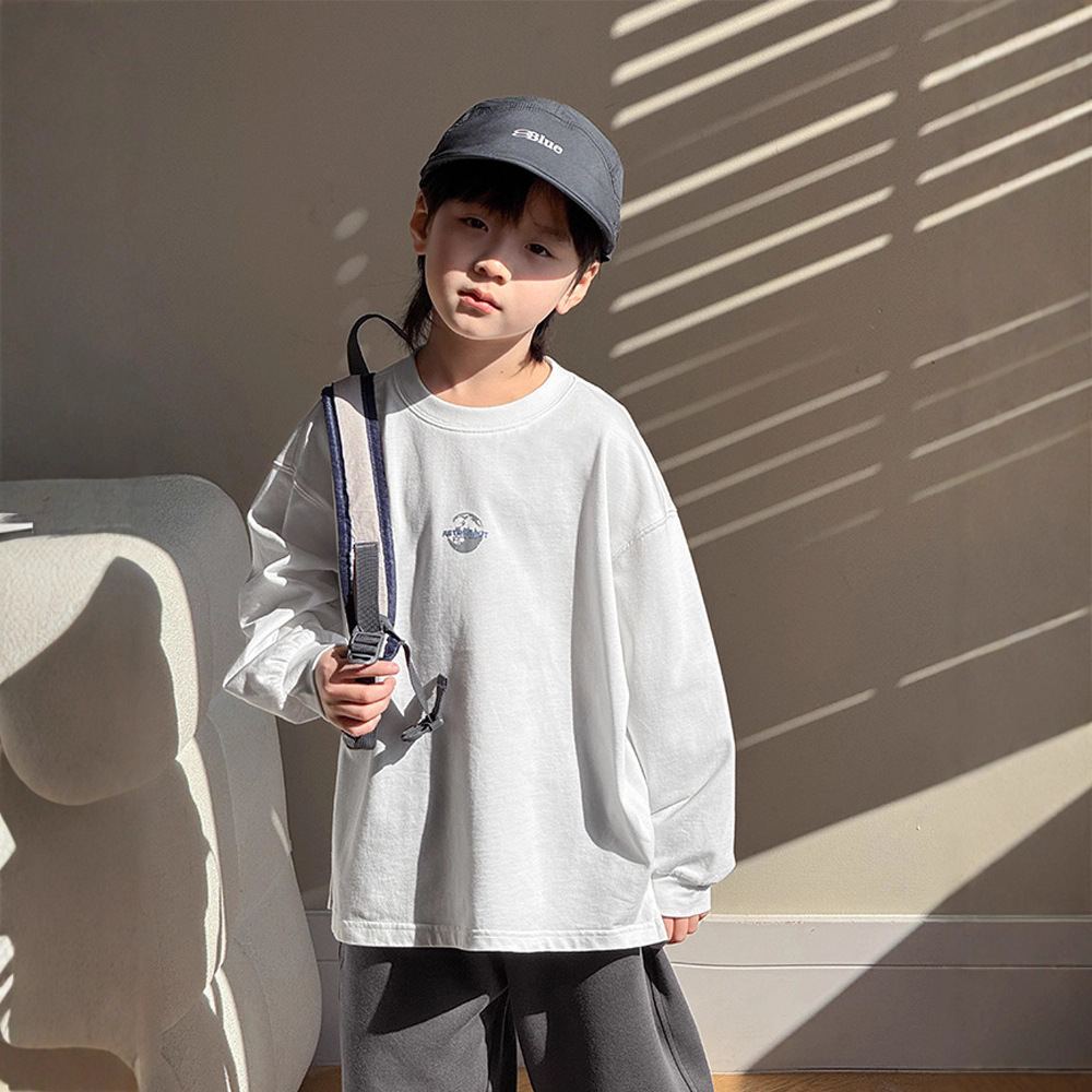Stylish children's boys' hoodie 2025 Autumn Collection New children's long-sleeved base layer top, Korean-style cool top for big kids details Picture