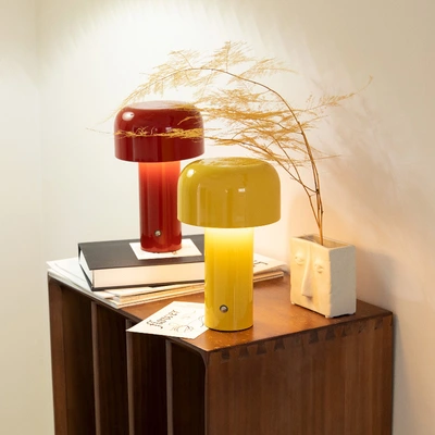 Designer Creative Mushroom Decorative Lamp Bedroom Ambiance Bar Table Lamp Usb Wireless Charging Bedside Lamp Lamp
