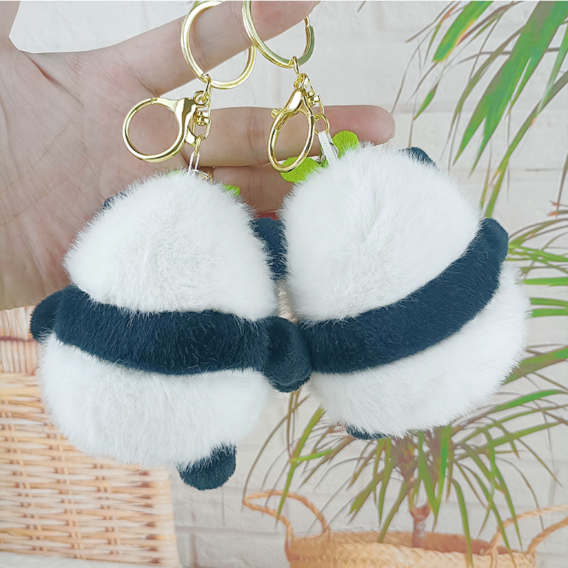 Internet-famous patriotic trend red panda doll pendants, cute panda couple bags, pendants, plush toys, claw machines Application Scenario