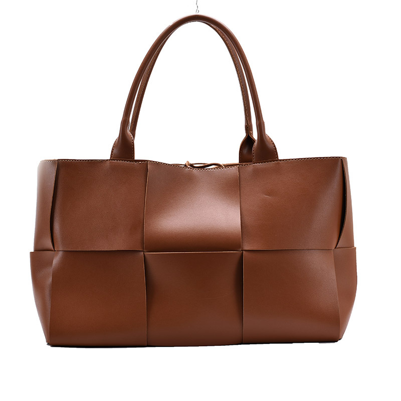 Big Bag Women 2022 New Korean Version Of Texture Shoulder Bag Large Capacity Woven Tote Bag Portable Ladies Bag Wholesale Item Picture