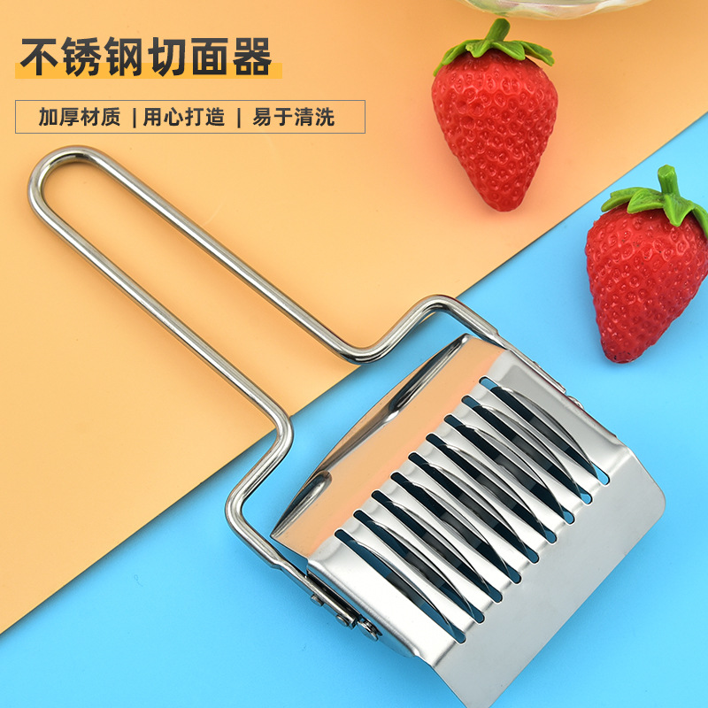 Stainless steel noodle cutter, manual noodle cutter, noodle slitter, kitchen noodle cutting tool factory direct sales, excellent quality and reasonable price details Picture