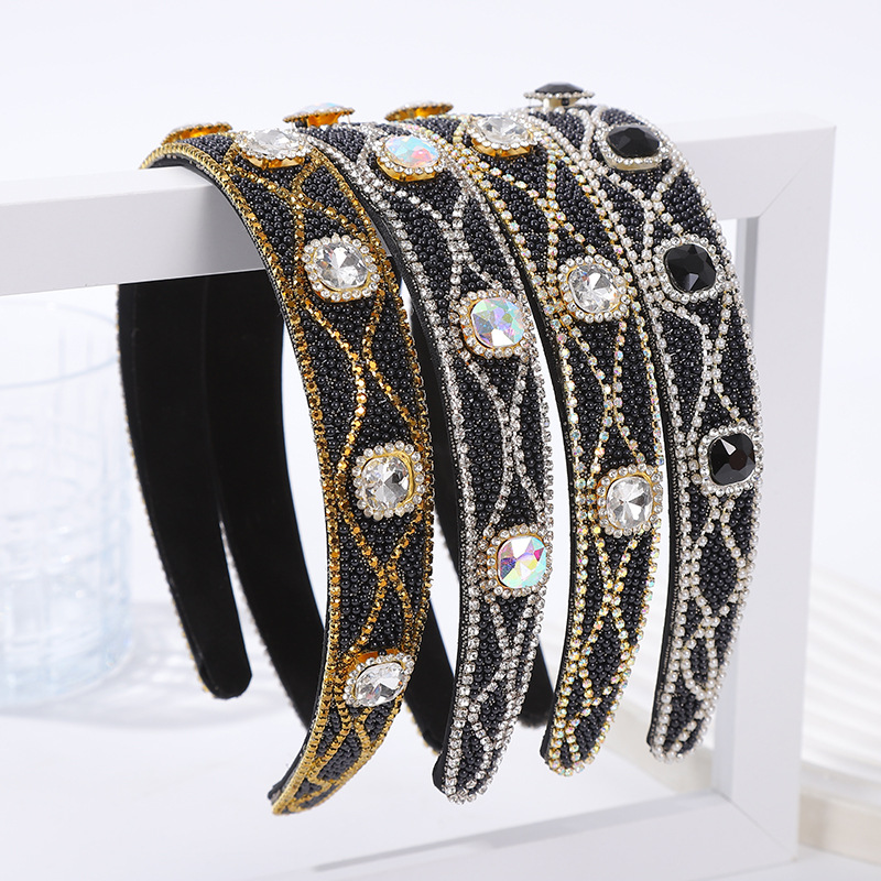 Small Fresh Full Diamond Wide Edge Fashion Headband Light Luxury Going Out Hair Accessories Female Korean Cross-Border Sponge Band Diamond Headband All Match details Picture