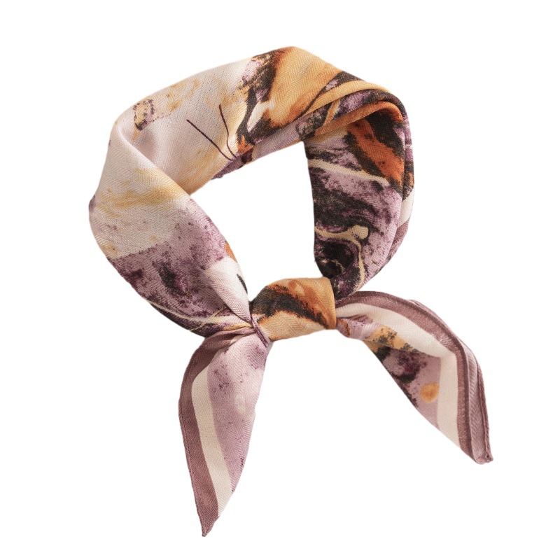 French Vintage Printed Small Square Scarf Korean Version Korean Professional Scarf Elegant Light Luxury Style Imitation Silk Scarf Wholesale Item Picture