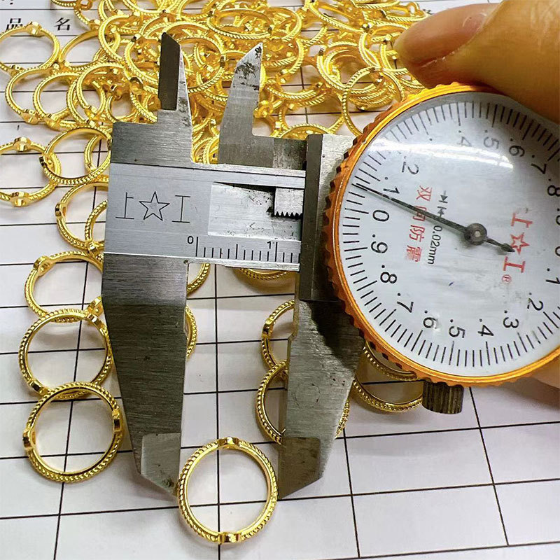 Matte gold accessories, alloy double-hole beaded ring, circular bracelet, bead separator, Hanfu tassel, mobile phone pendant, pendant Application Scenario