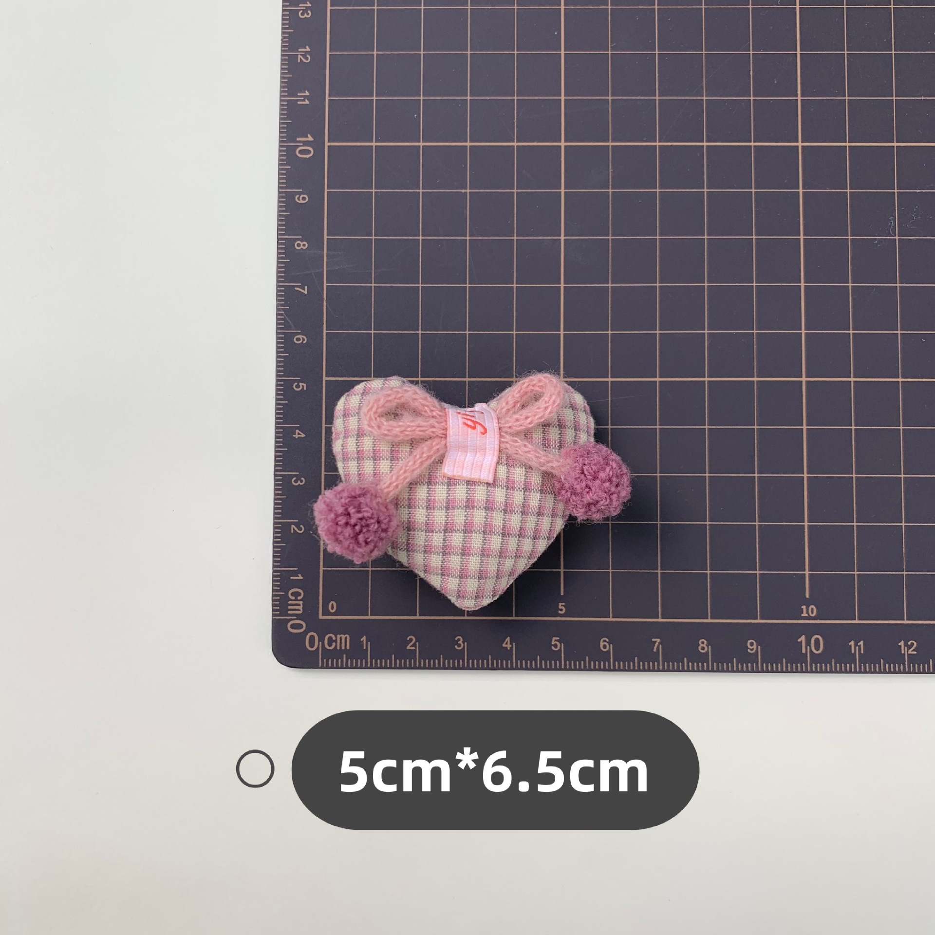 Creative three-dimensional pink heart-shaped fabric stickers, multi-color and multi-style DIY handcrafted jewelry accessories, hair ornaments, brooches, accessories and decorations details Picture
