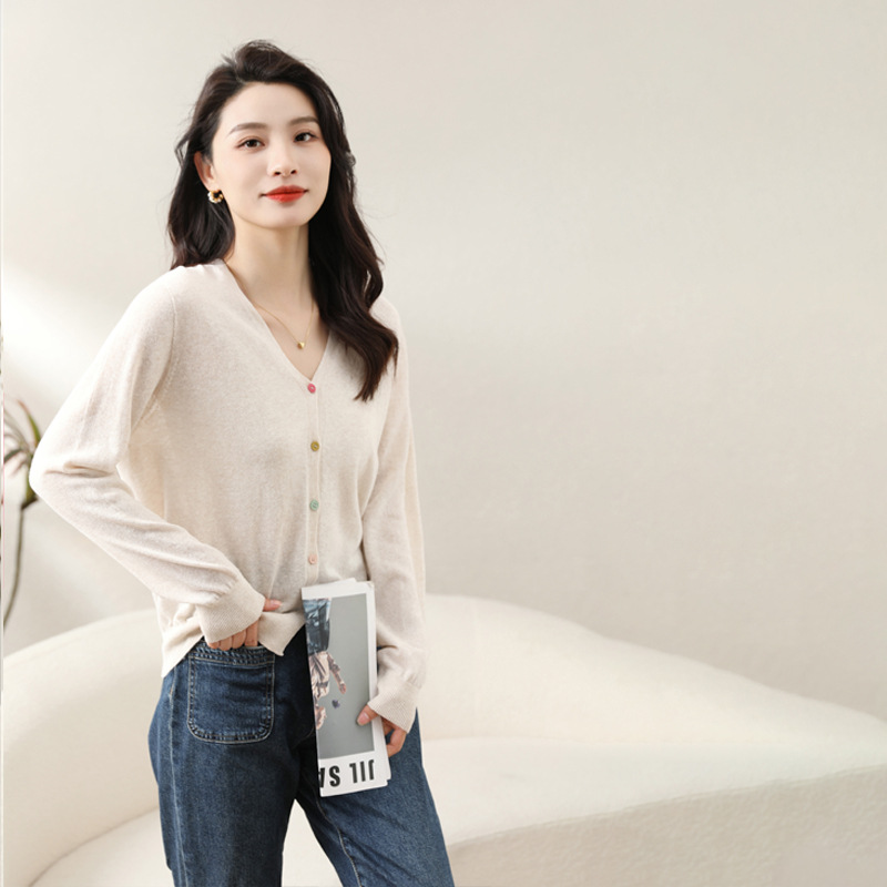 Upw Linen Cotton Knitted Cardigan V-Neck Korean Coat Long-Sleeved Bottom Knitted Sweater Air-Conditioned Sweater For Women Application Scenario