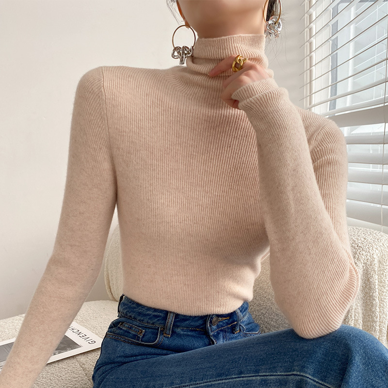 High-neck sweater women's autumn and winter tight-fitting pullover knitted sweater 2022 new style pile collar pit strip versatile base layer Application Scenario