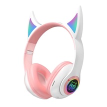 STN-25新款猫耳朵头戴式无线发光小恶魔卡通学生耳机立体声TF礼品
