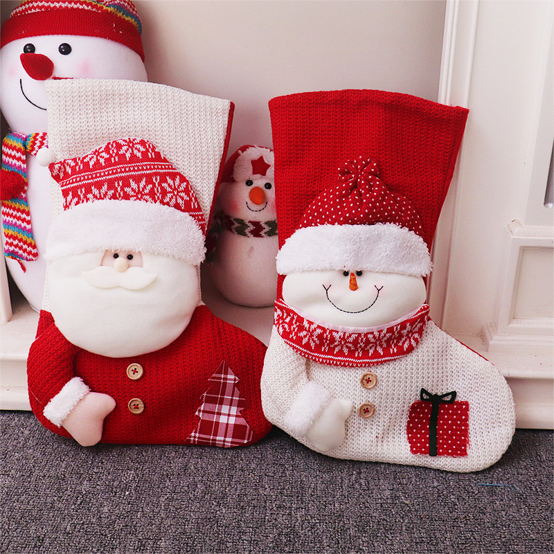 Cross-Border Large Christmas Stockings Red And White Knitted Senior Christmas Stockings Candy Bag Gift Bag Children Gift Bag Application Scenario
