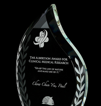Crystal Glass [Water Drop Leaf]] Crystal Trophy Annual Meeting Reward Competition Activity Outstanding Employee Trophy Application Scenario