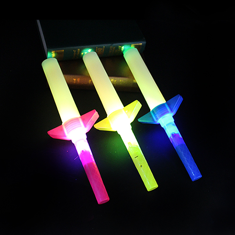 Children's toy sword, glowing four-section stick, large fluorescent stick, extendable and flashing sword, boys' and girls' street toy batch Application Scenario