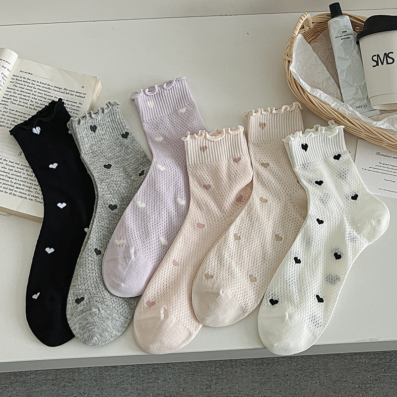 Sock stall, one-piece consignment. Black ear edge socks, women's mid-calf socks, spring and summer thin cotton socks, mesh breathable and versatile, lace heart-shaped pile socks, one-piece consignment Specification image