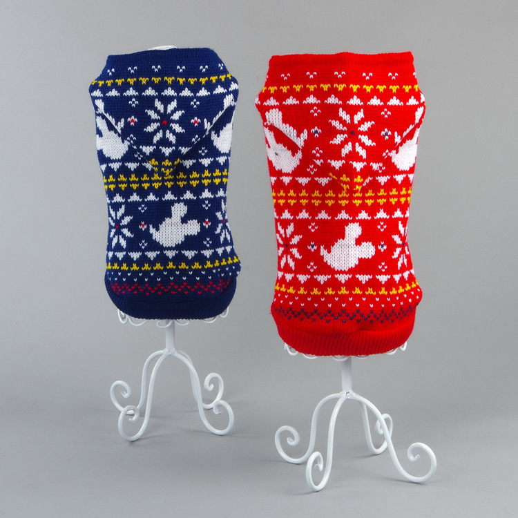 Pet sweater Christmas snowflake pattern fashionable cat clothing, thickened warm and comfortable knitted dog sweater clothing