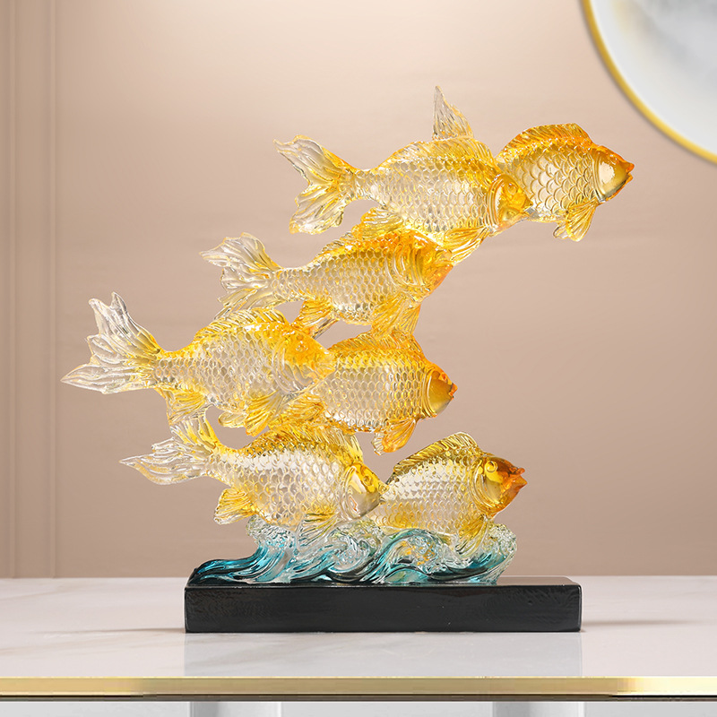 "Bai CAI Ruyi Three-dimensional Astronaut Figurine Shell Resin Micro-landscape creative display collectible. Application Scenario