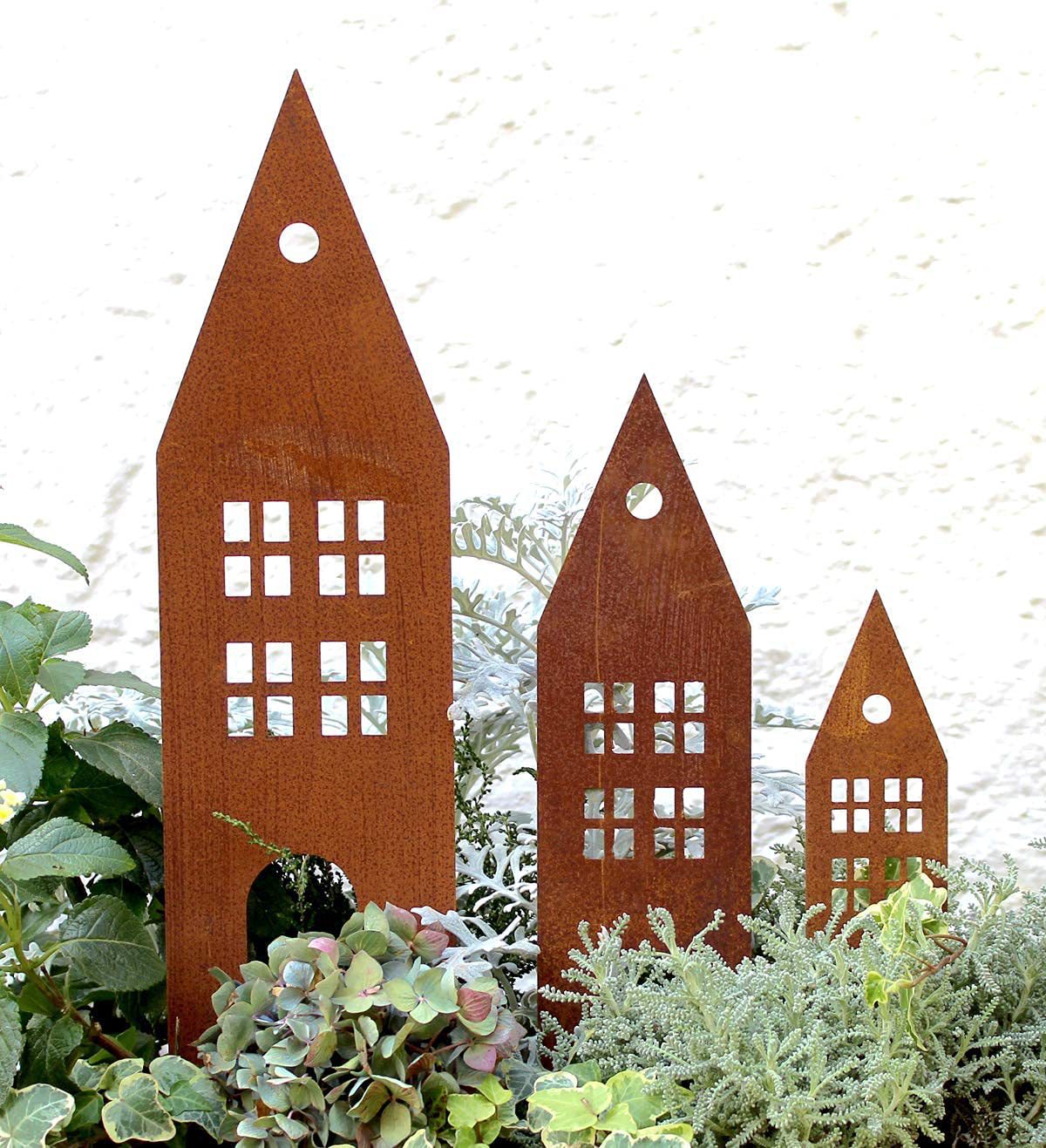 生锈的三个城堡房子剪影圣诞花园金属装饰锈桩地插花盆庭院摆件图