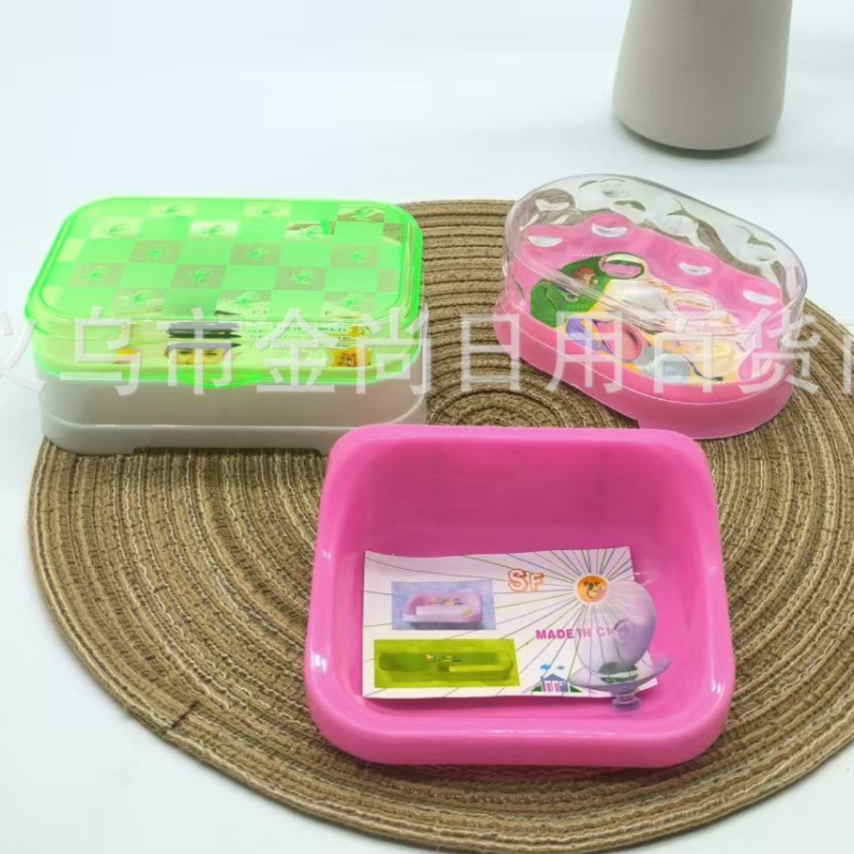 New cross-border plastic tape cover soap rack, creative soap box, soap box, soap tray, draining water, soap storage rack full figure