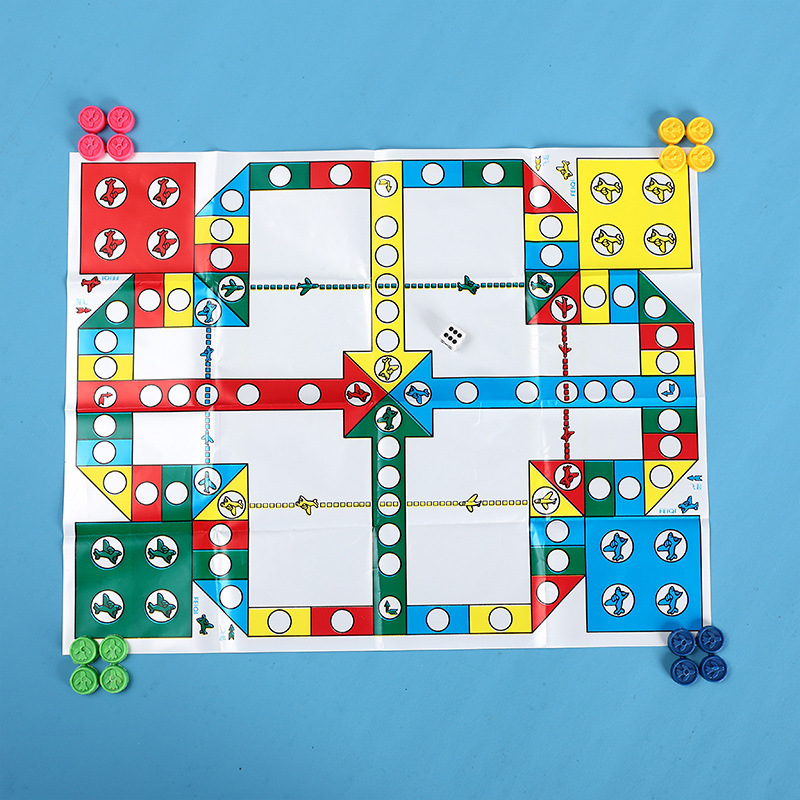 Mini flying chess, puzzle chess, outdoor interactive battle game, board toys Specification image