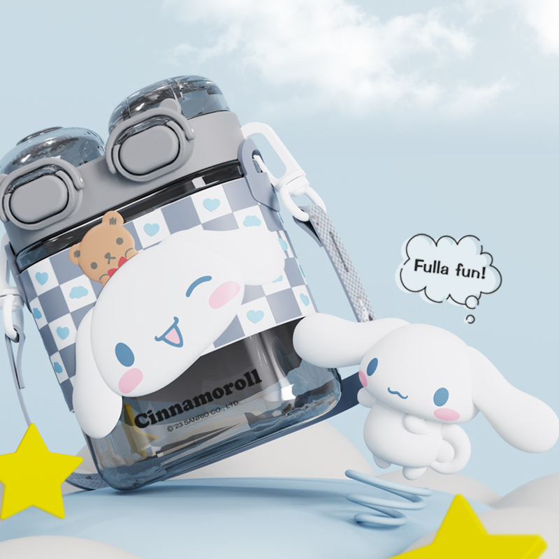 570ml adult children can carry simple fashion Sanrio honey double drink space cup Application Scenario