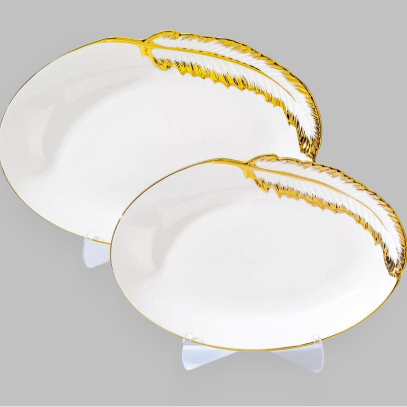Light luxury ceramic tableware set, high-end gold-plated plates with gold edges. hair Specification image