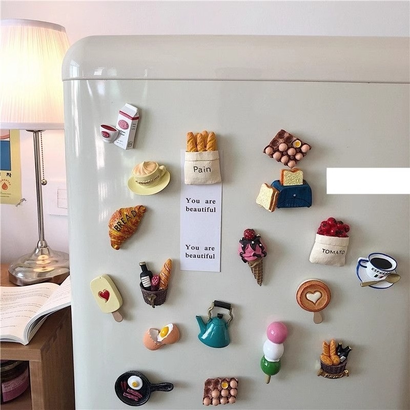 14 realistic Nordic cuisine fridge magnets, ice cream cones, egg tarts, magnetic resin handicrafts, home decoration message stickers details Picture