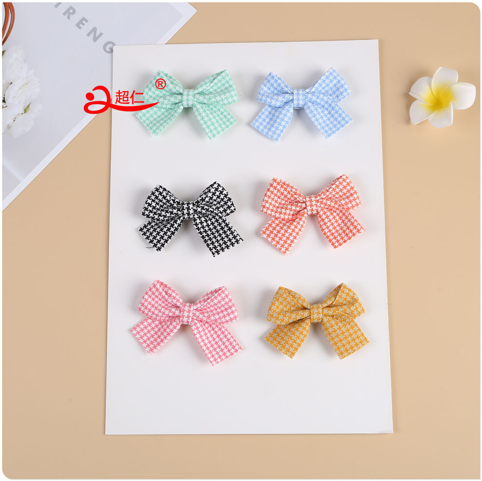 Hand Bow Small Fragrant Wind Hair Accessories Gift Clothing Accessories New Color White Checkered Bow Can Be Produced