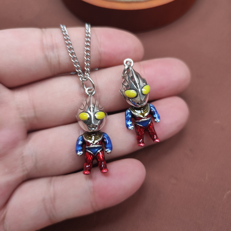 New Decasello Ultraman Pendant Cartoon animation Fun pendant men's and women's gift commemorative dripping pendant