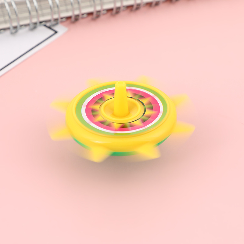 Yiwu manufacturer's octagonal ground spinning children's plastic small toys, boys and girls' hand-spinning tops, kindergarten gifts details Picture