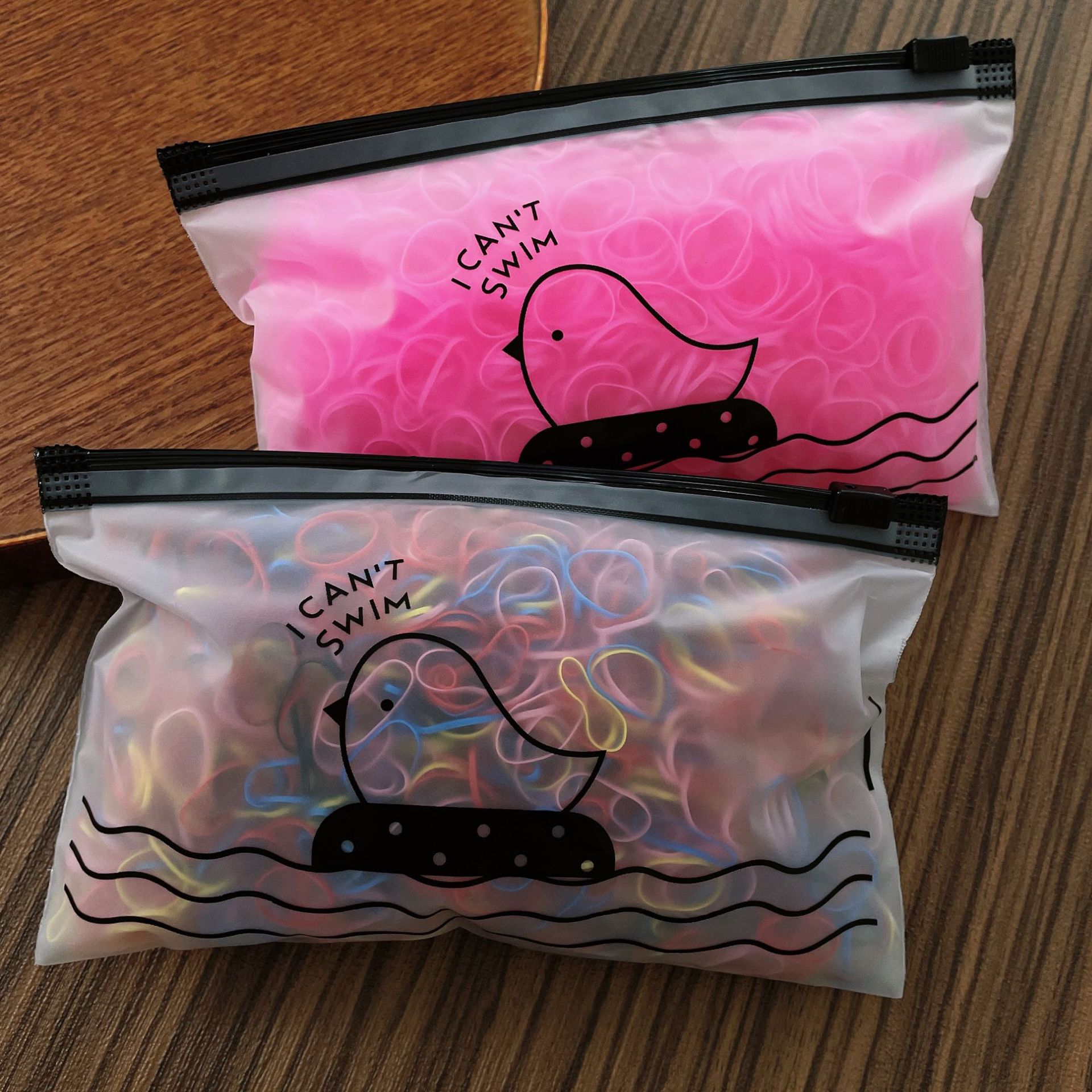 Candy-colored children's hair ties are like rubber bands. Disposable colored hair bands for girls and babies do not damage hair. Hair accessories and headwear Specification image