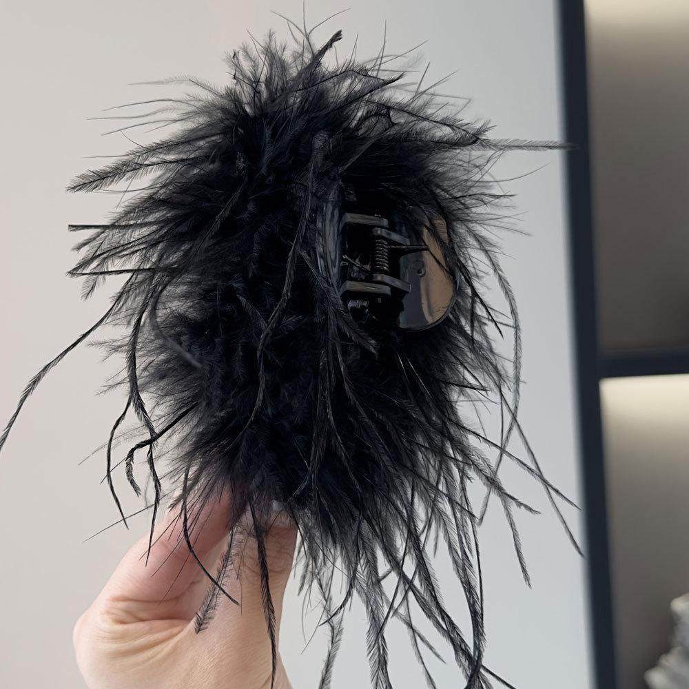 There Are Real Black Shark Clip Ins Wind Feather Clip Ostrich Hair Clip Pure To High-Grade Hair Clip Super Fairy Headdress details Picture