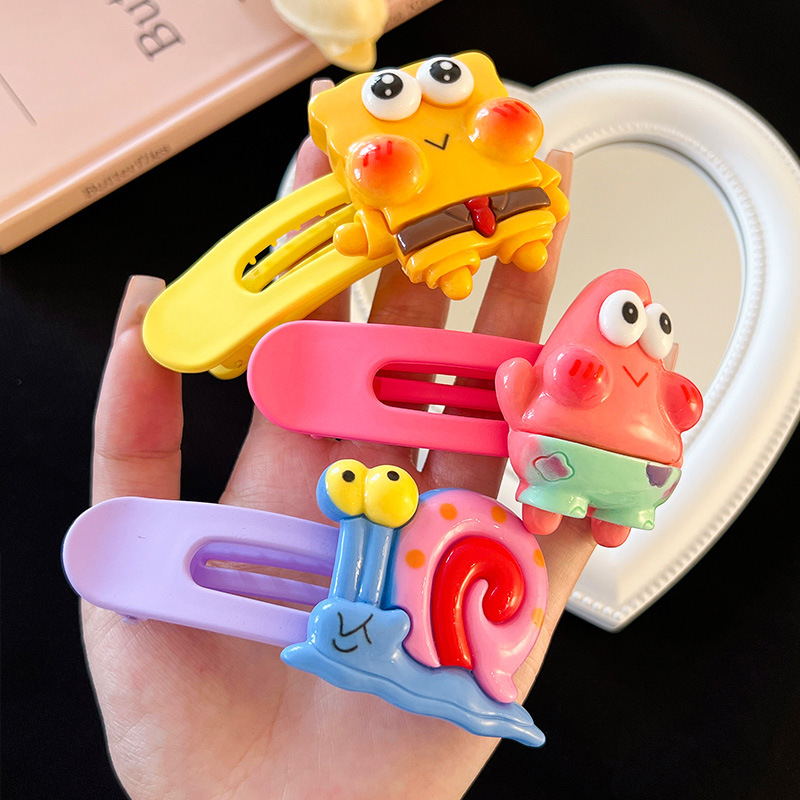 Cute cartoon SpongeBob SquarePants, Patrick's big star grab clip at the back of his head, shark clip, headwear, hair accessory, updo, hair clip, Summer Application Scenario