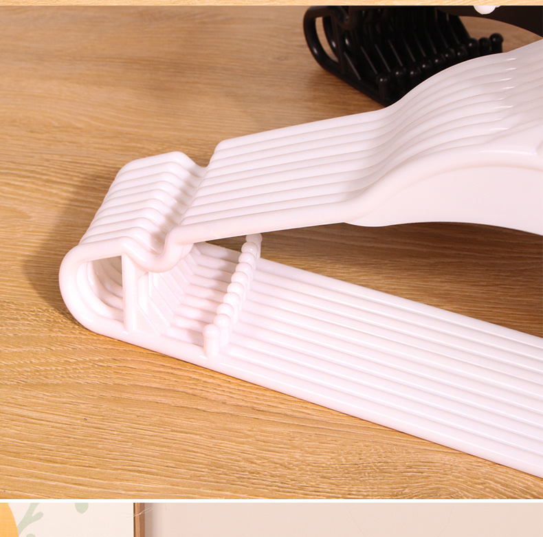 成人衣架塑料一次性干洗店专用衣服挂衣撑家用摆地摊衣服架子详情2