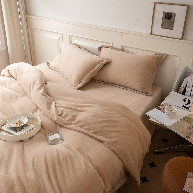 Wholesale of high-end milk velvet solid color four-piece sets, coral velvet bedding, thickened flannel and fleece duvet covers for autumn and winter details Picture